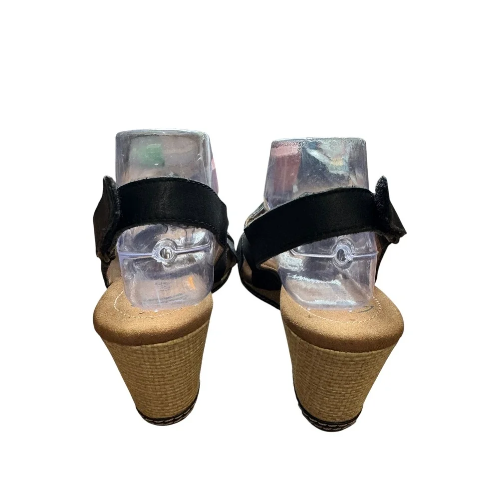 Clarks Wedge Sandals Women 9 Black Excellent Strappy Slingback Cushion Soft